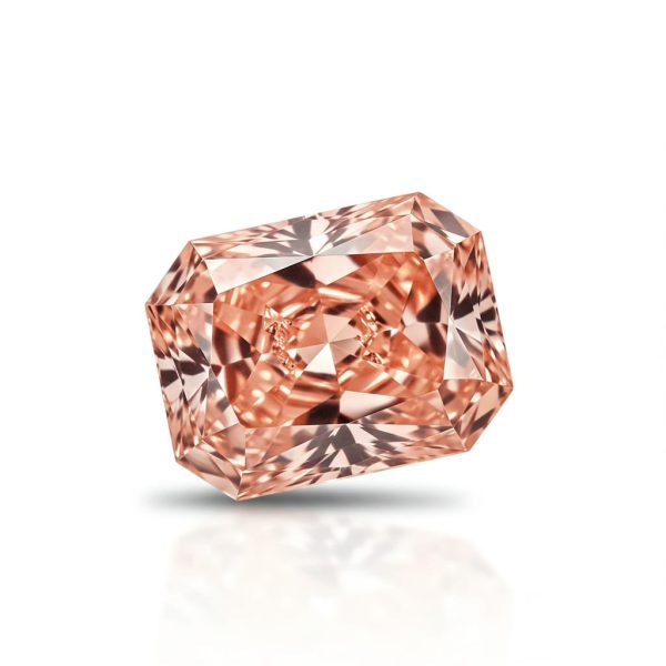 7 Carat Fancy Vivid Pink Radiant shape, lab diamond